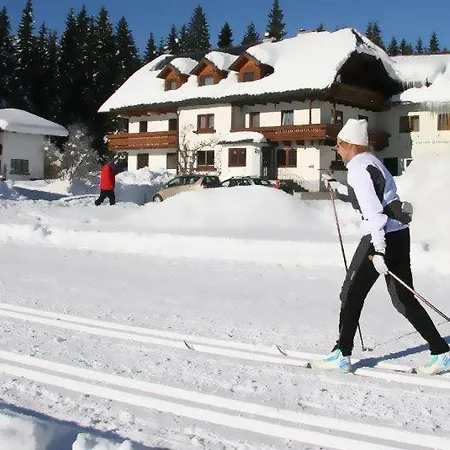 Fichtenheim Pensionat 3*